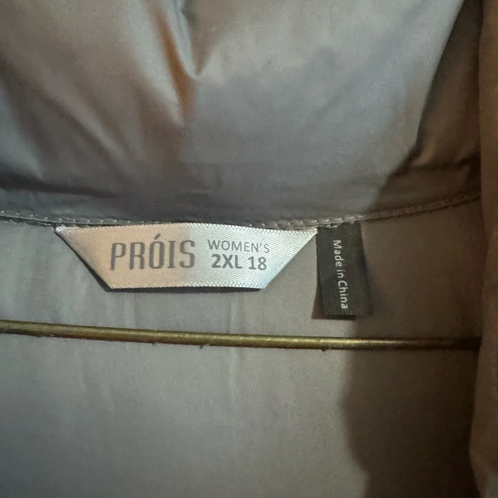 Prois Callaid Down Cumbre Camouflage Jacket - Picture 4 of 11